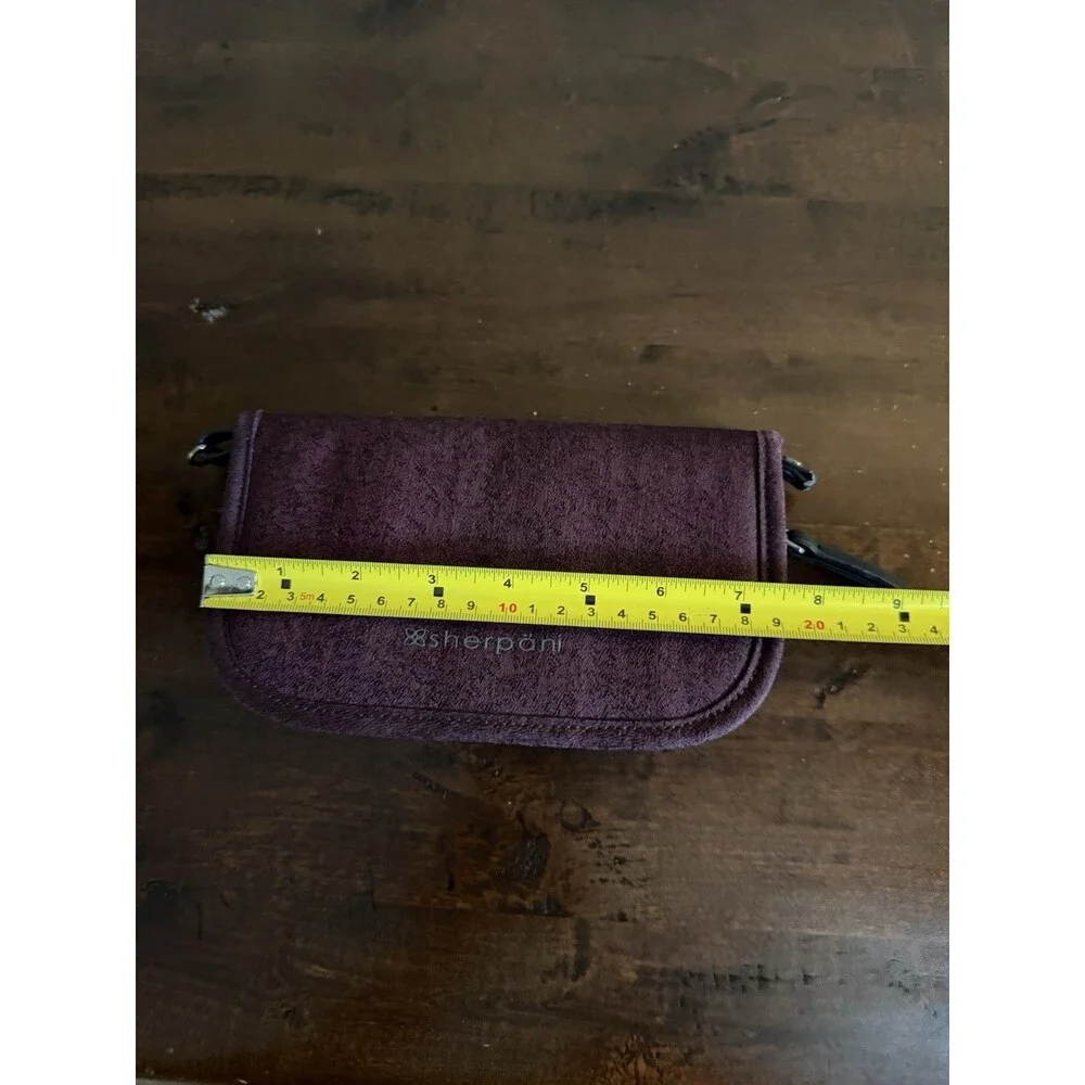 Sherpani Lucky Wristlet Wallet Zip Around Maroon Purple Travel RFID